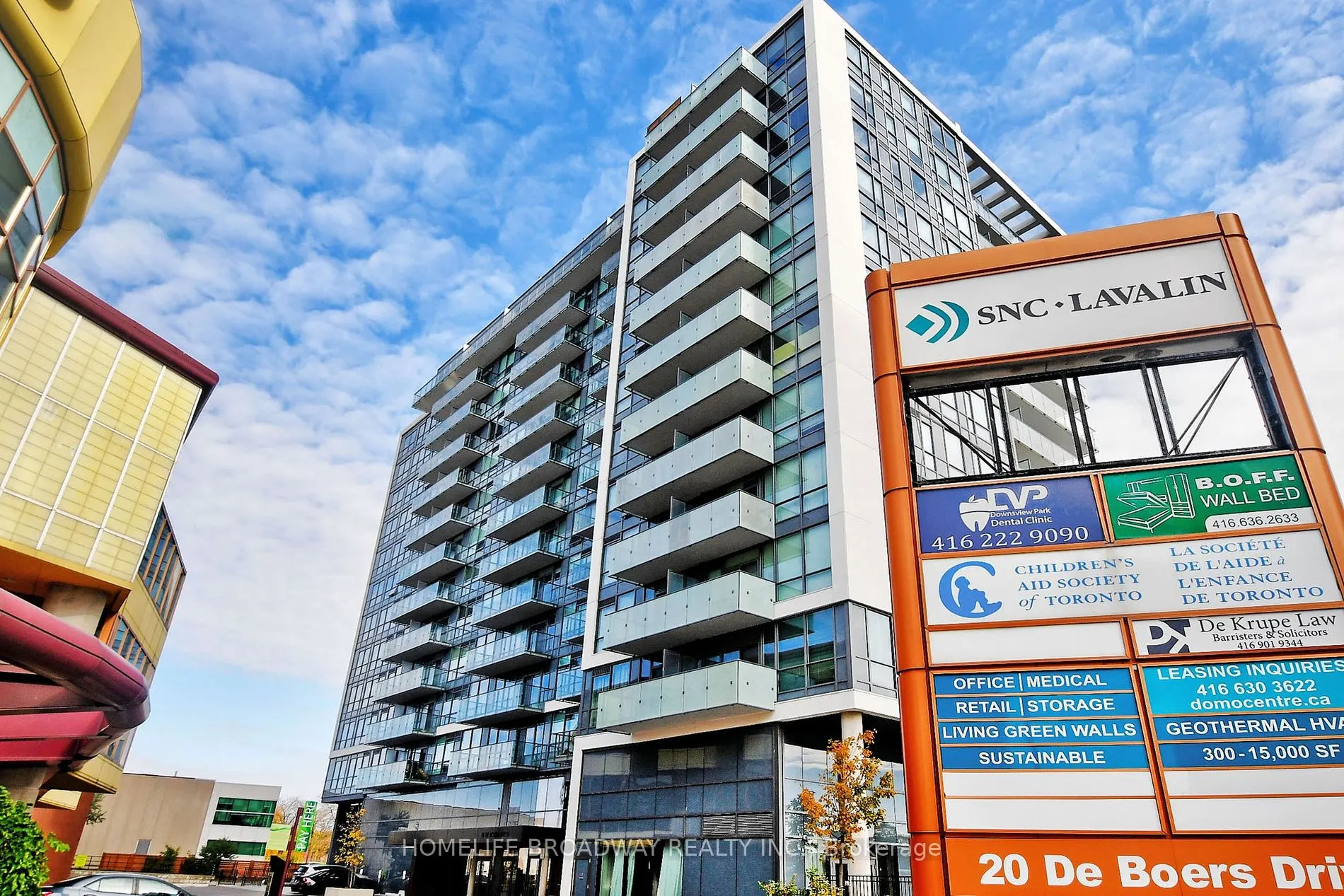 10 De Boers Dr, #1302