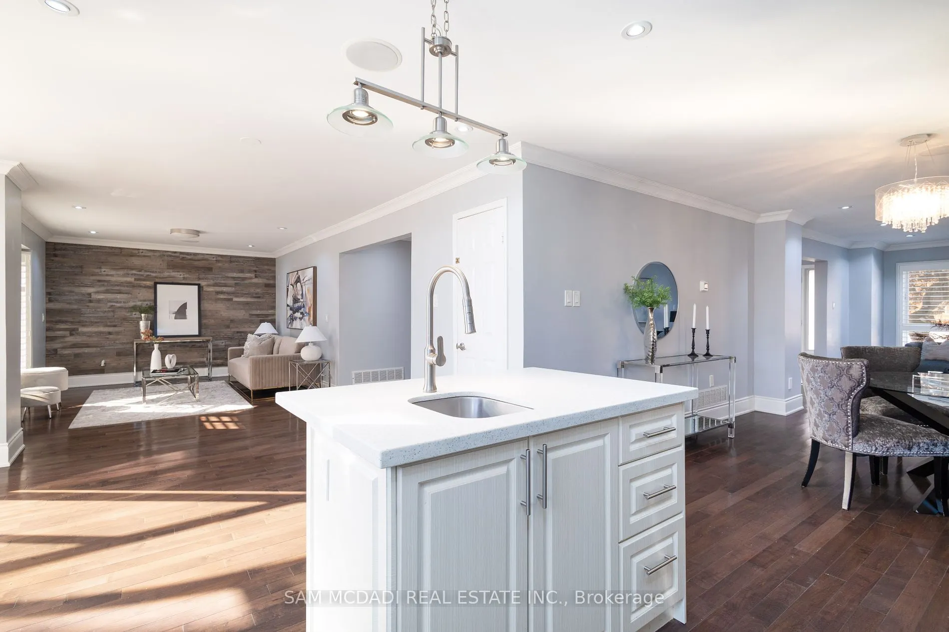 414 Ceremonial Dr