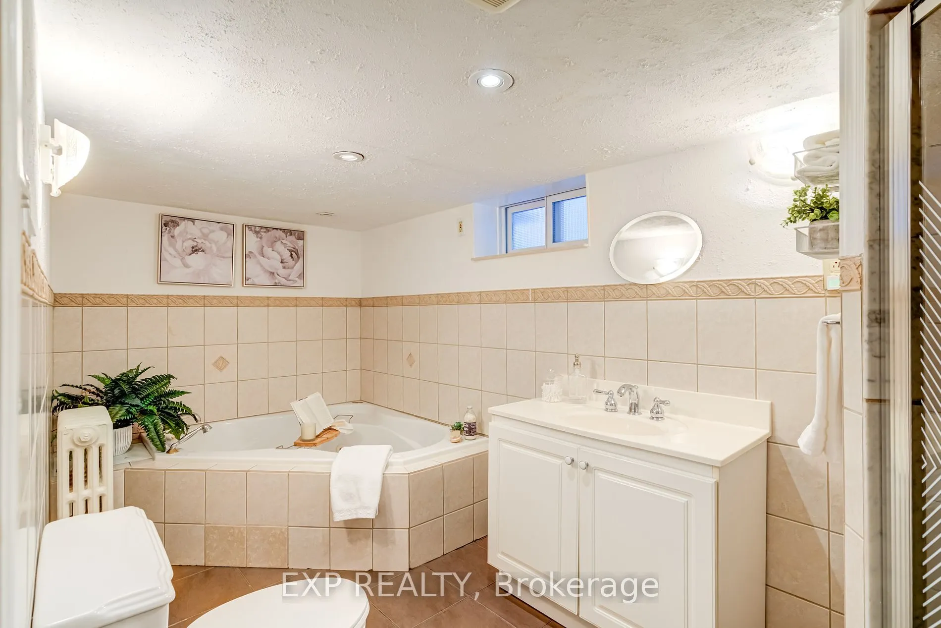 389 Delaware Ave