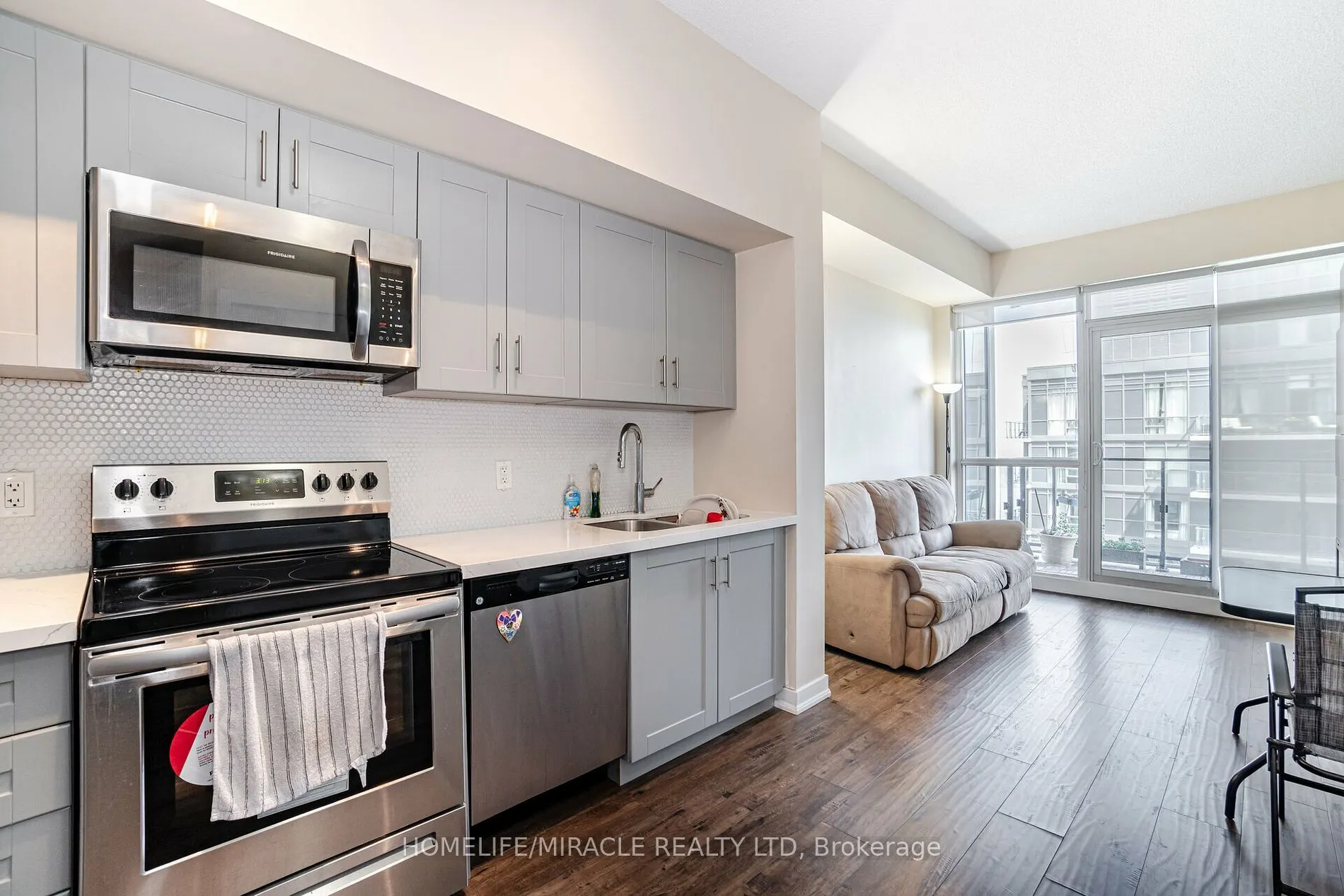 2220 Lake Shore Blvd W, #4208