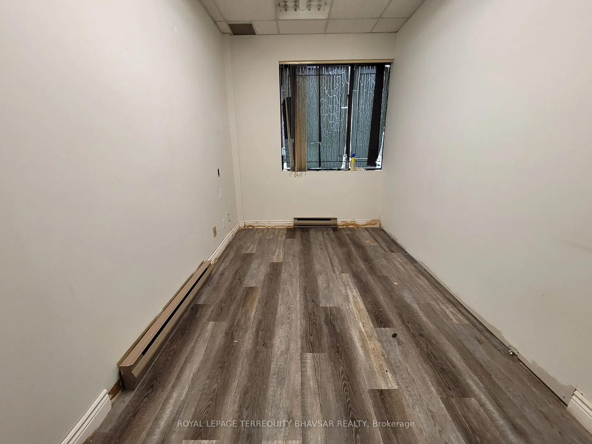 3530 Derry Road E, #103