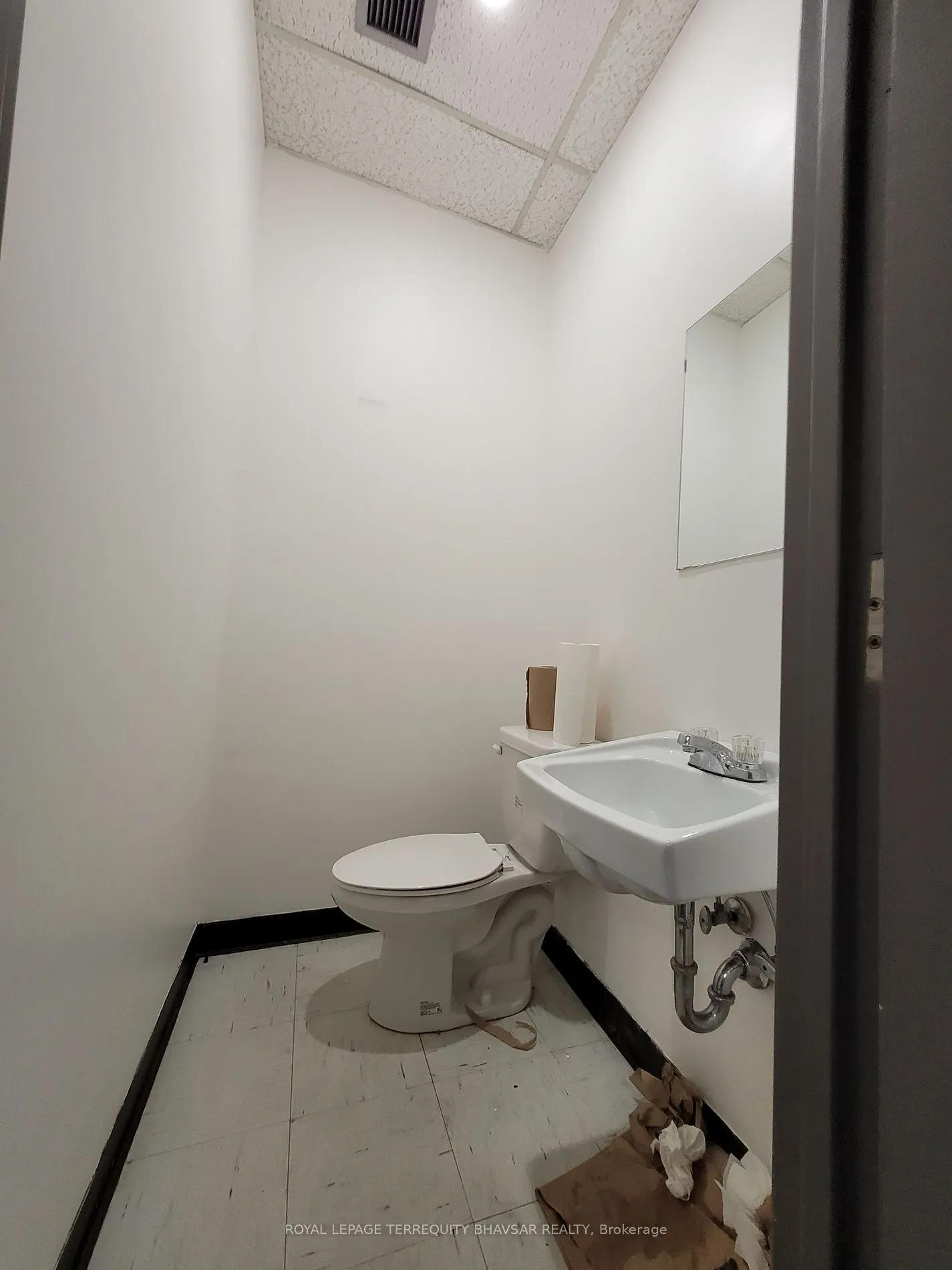 3530 Derry Road E, #103