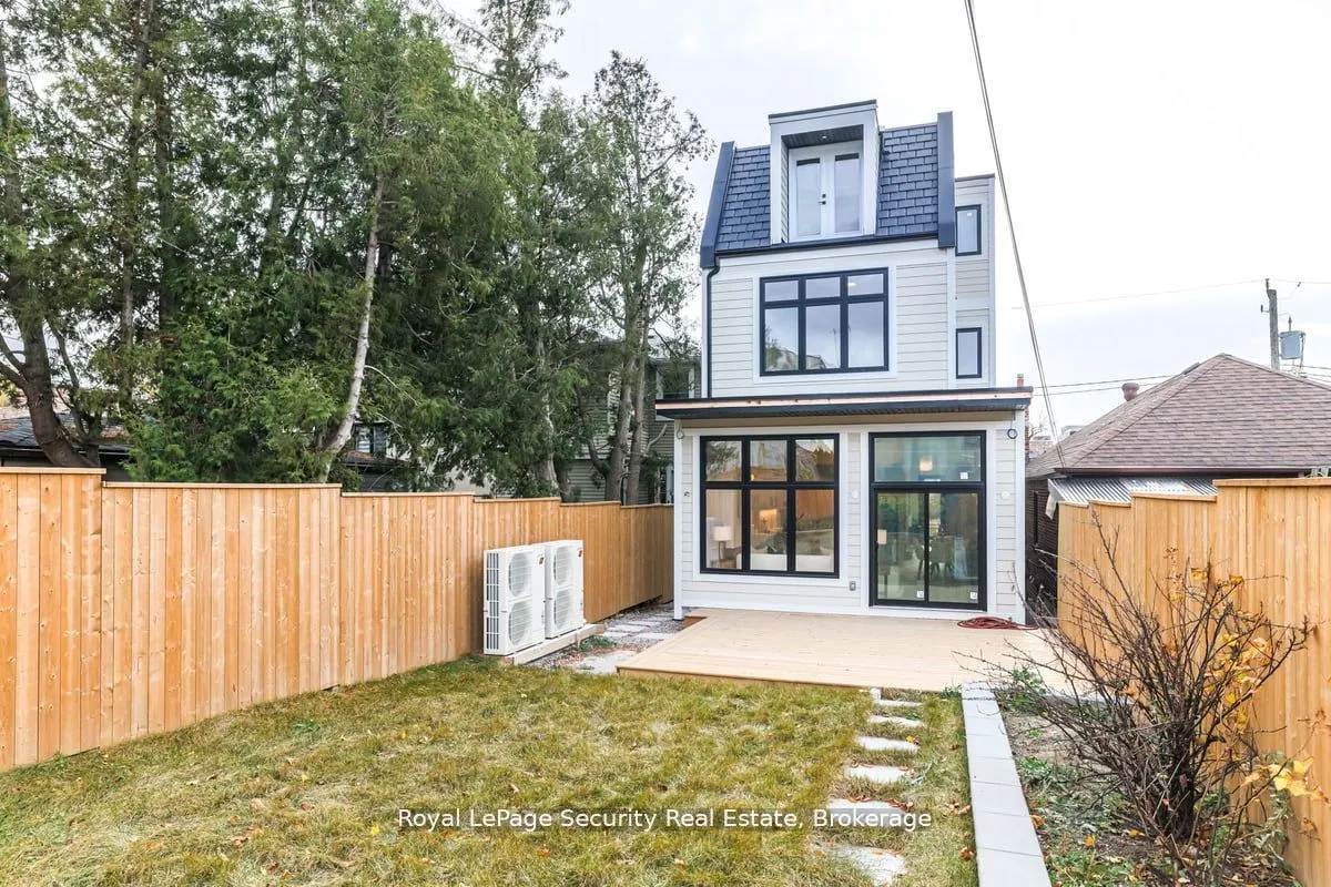 604 Ridelle Ave