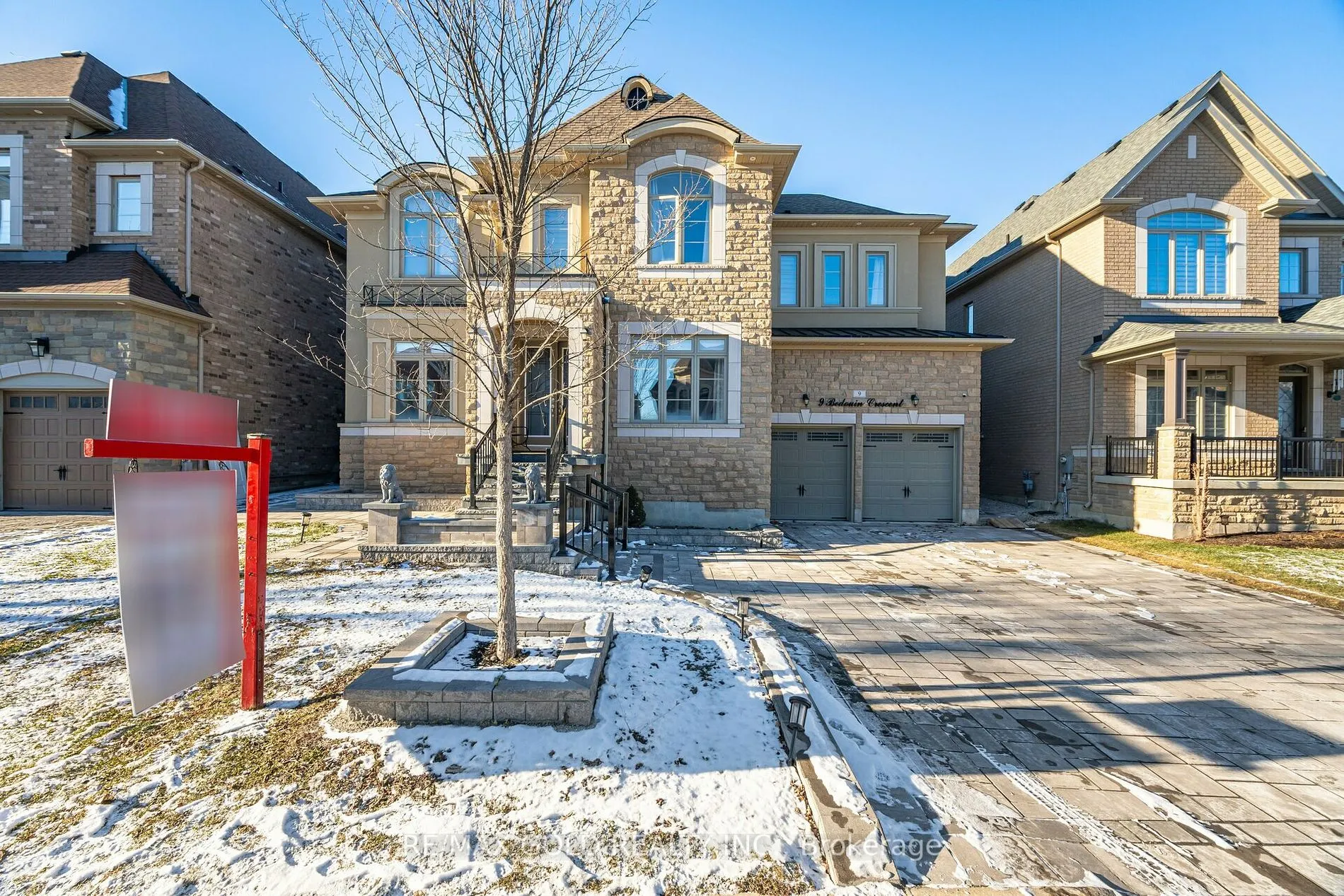 9 Bedouin Cres