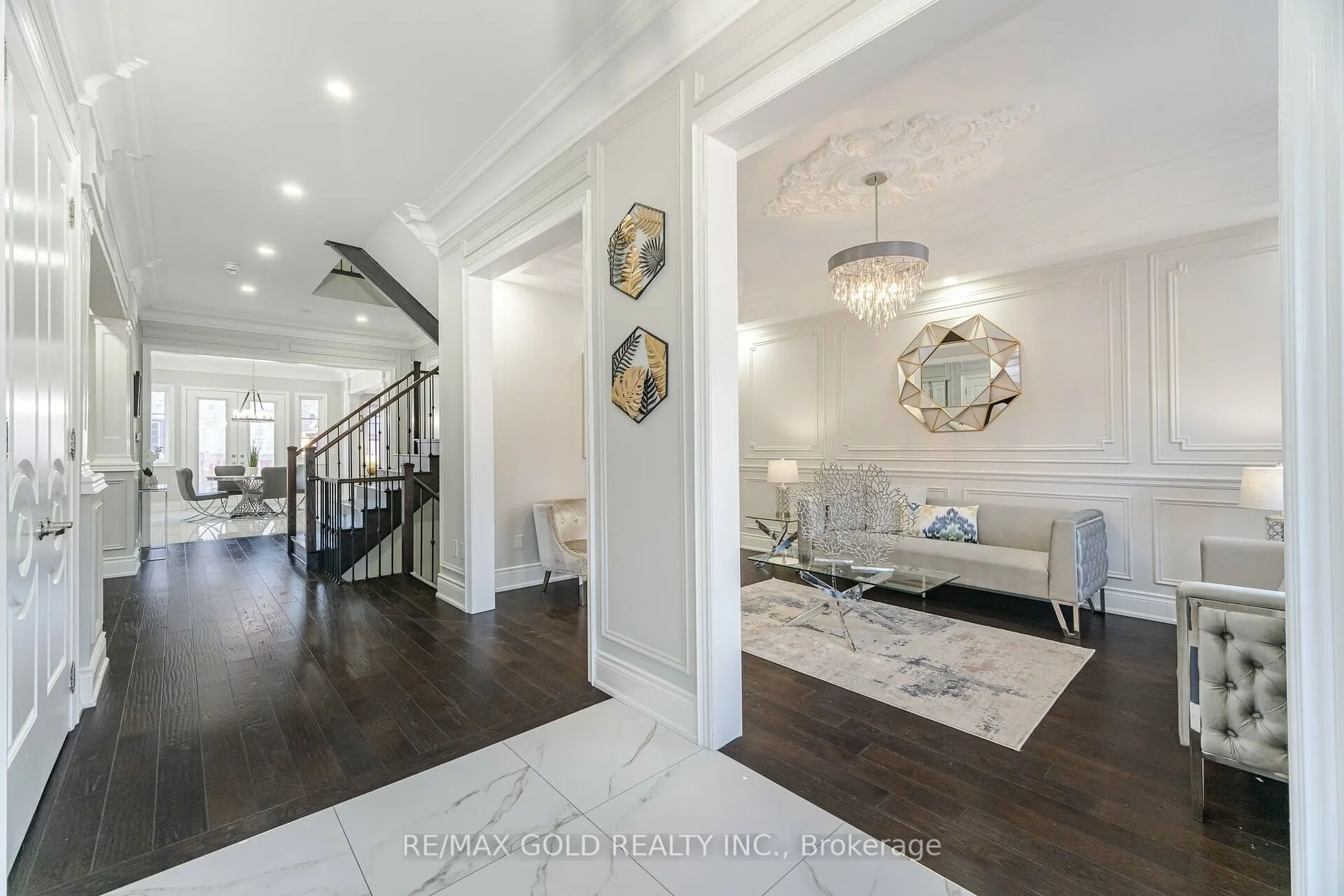 9 Bedouin Cres