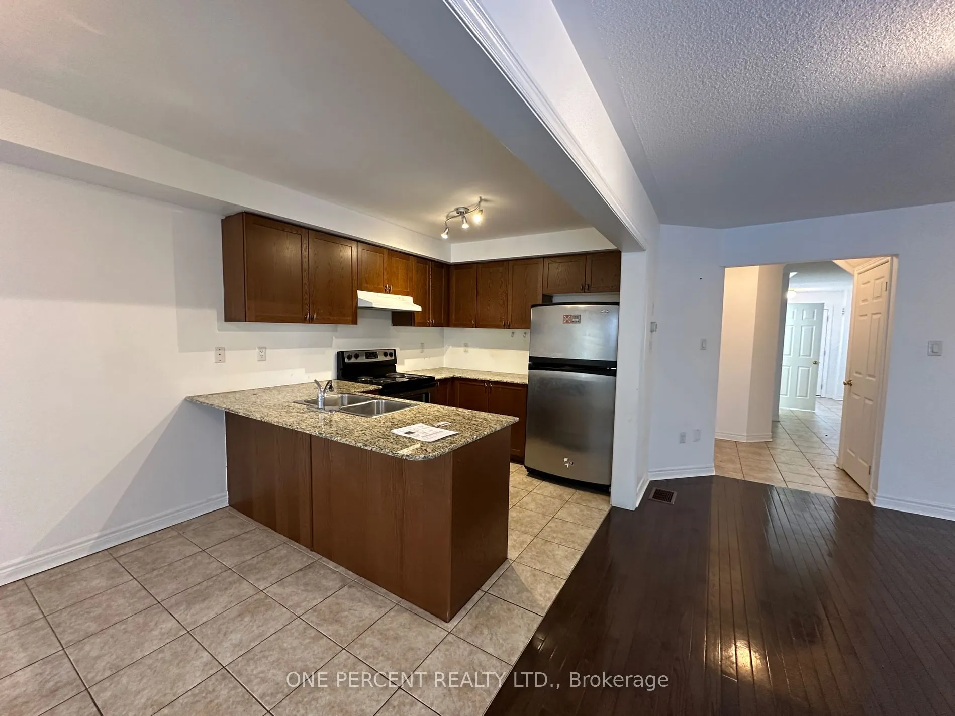 1385 Costigan Rd