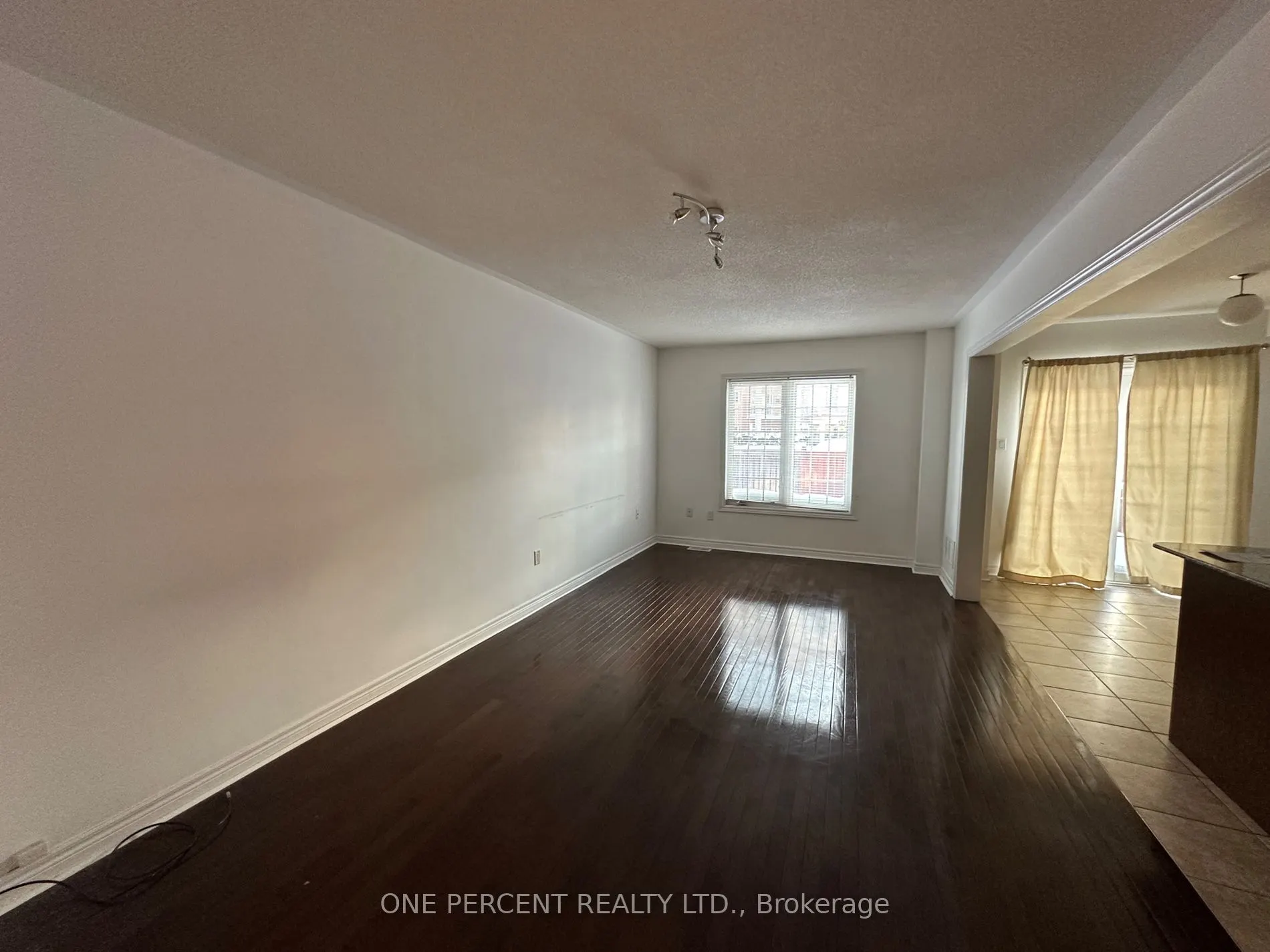 1385 Costigan Rd