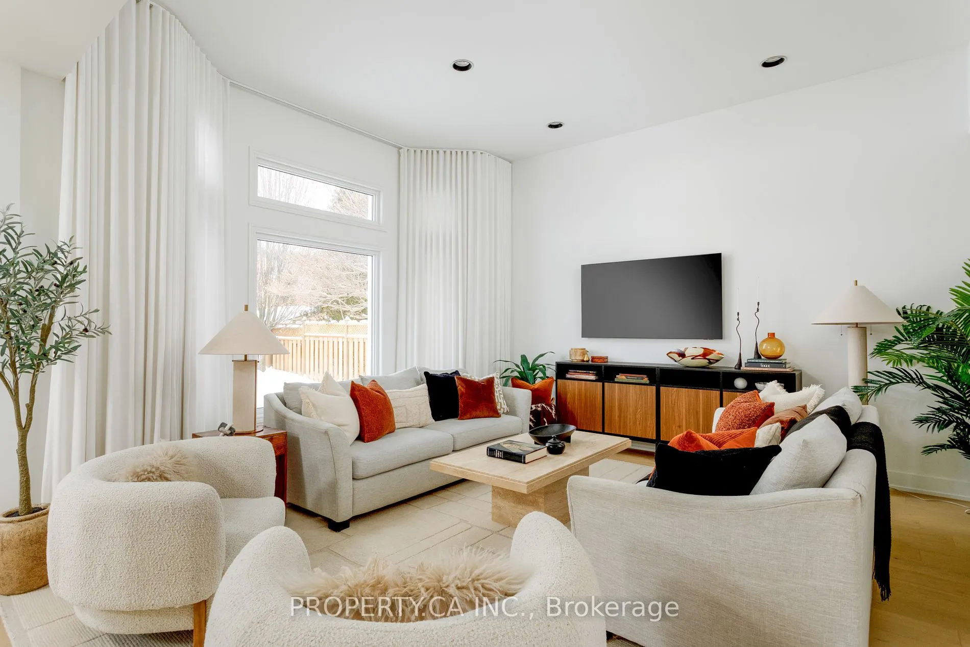 2299 Hilltop Lane
