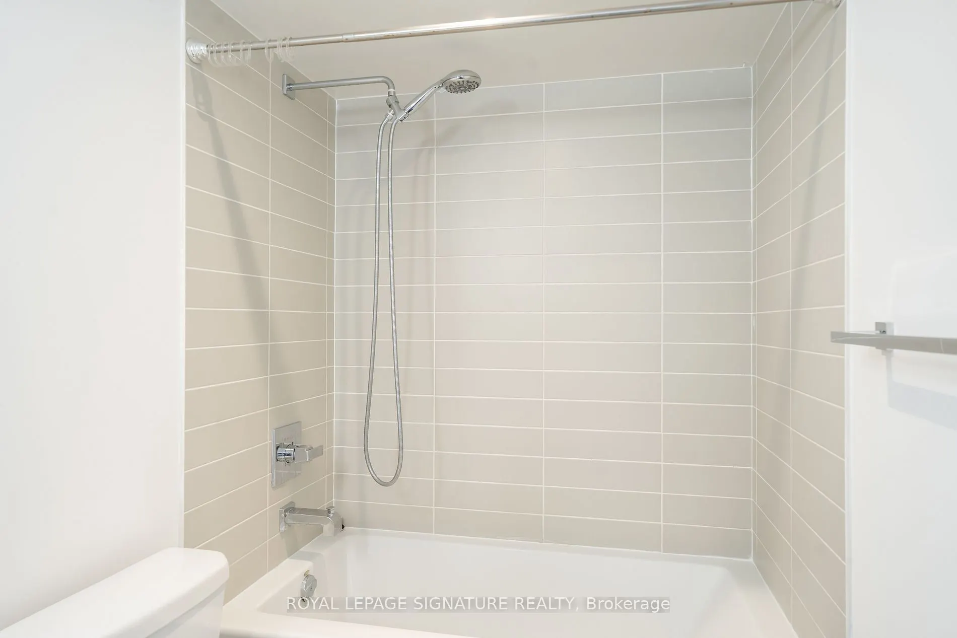 5 Valhalla Inn Rd, #1208