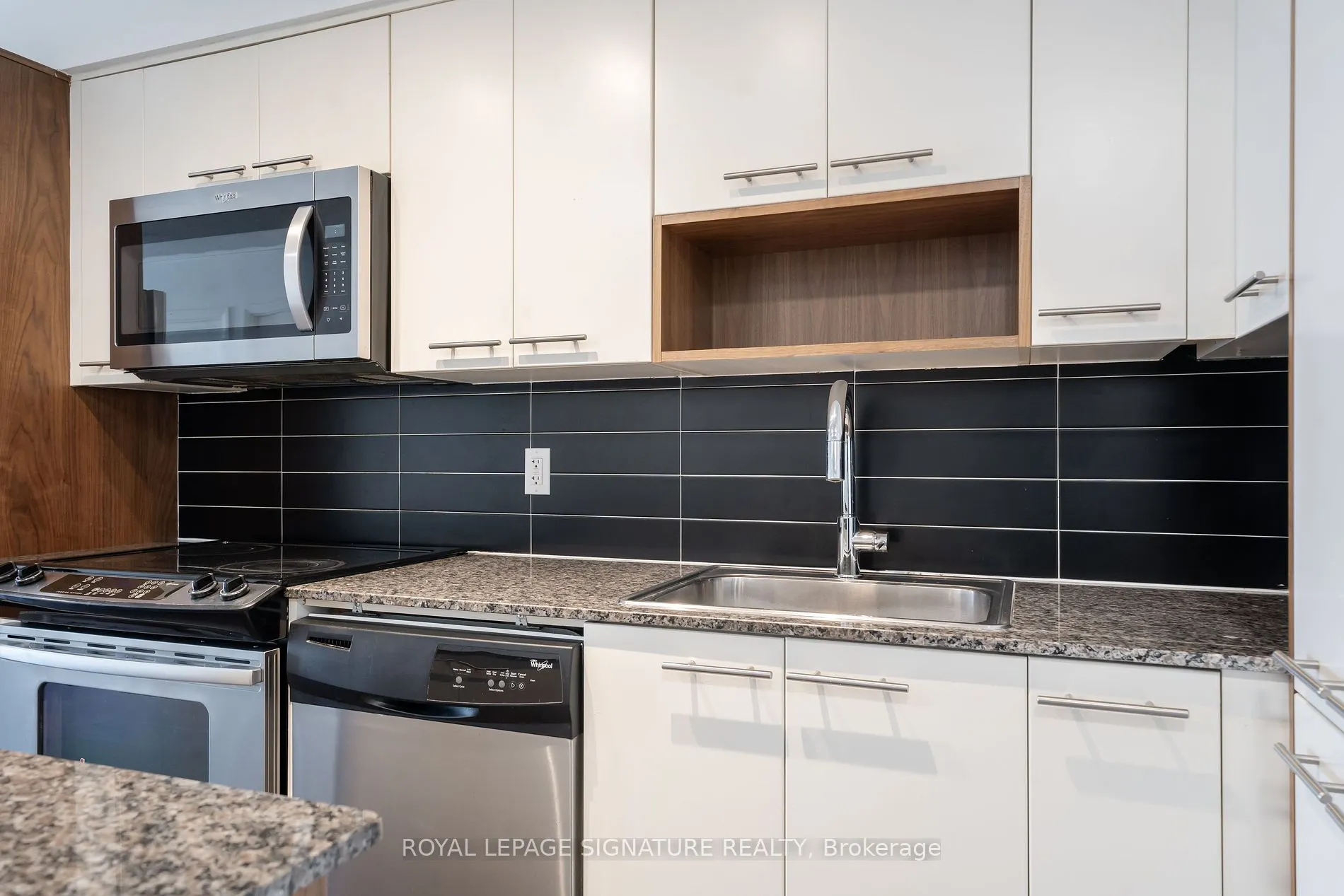 5 Valhalla Inn Rd, #1208