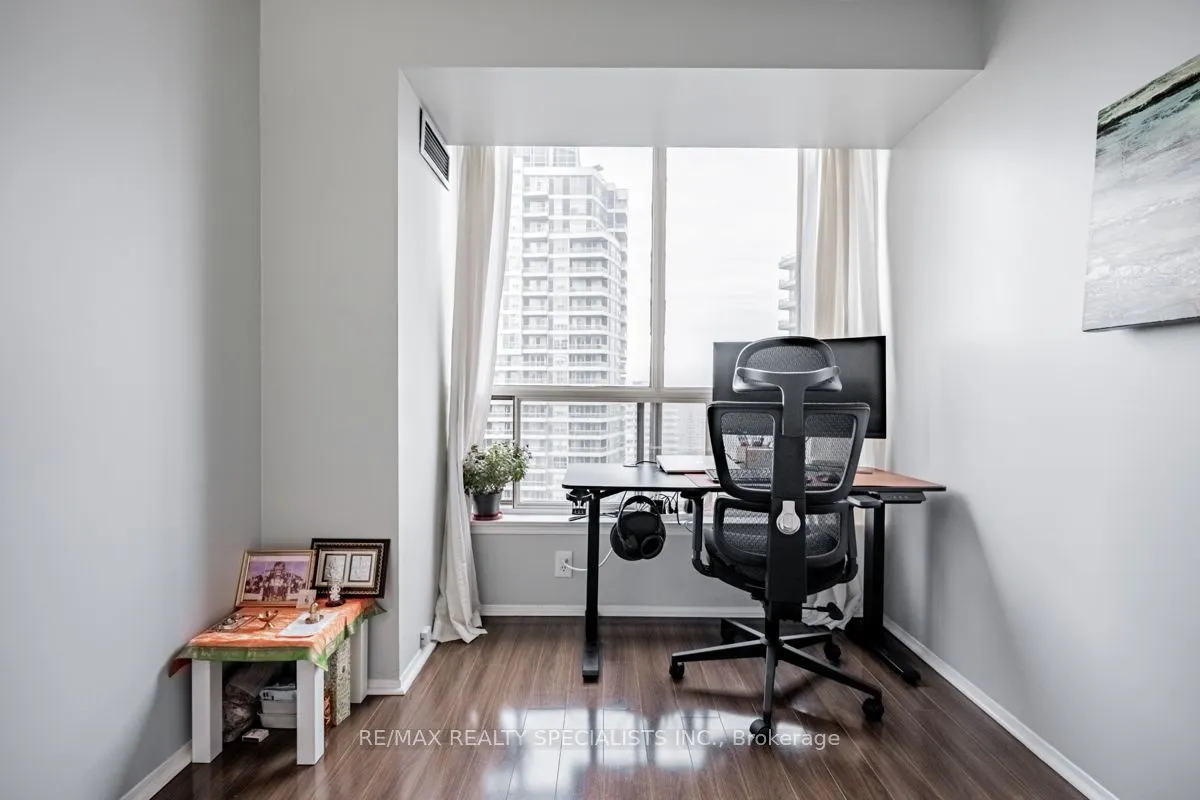 55 Elm Dr W, #2107