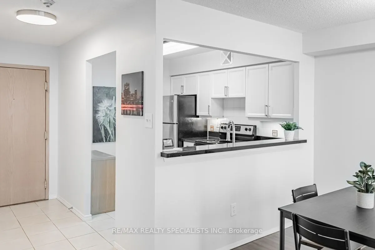 55 Elm Dr W, #2107