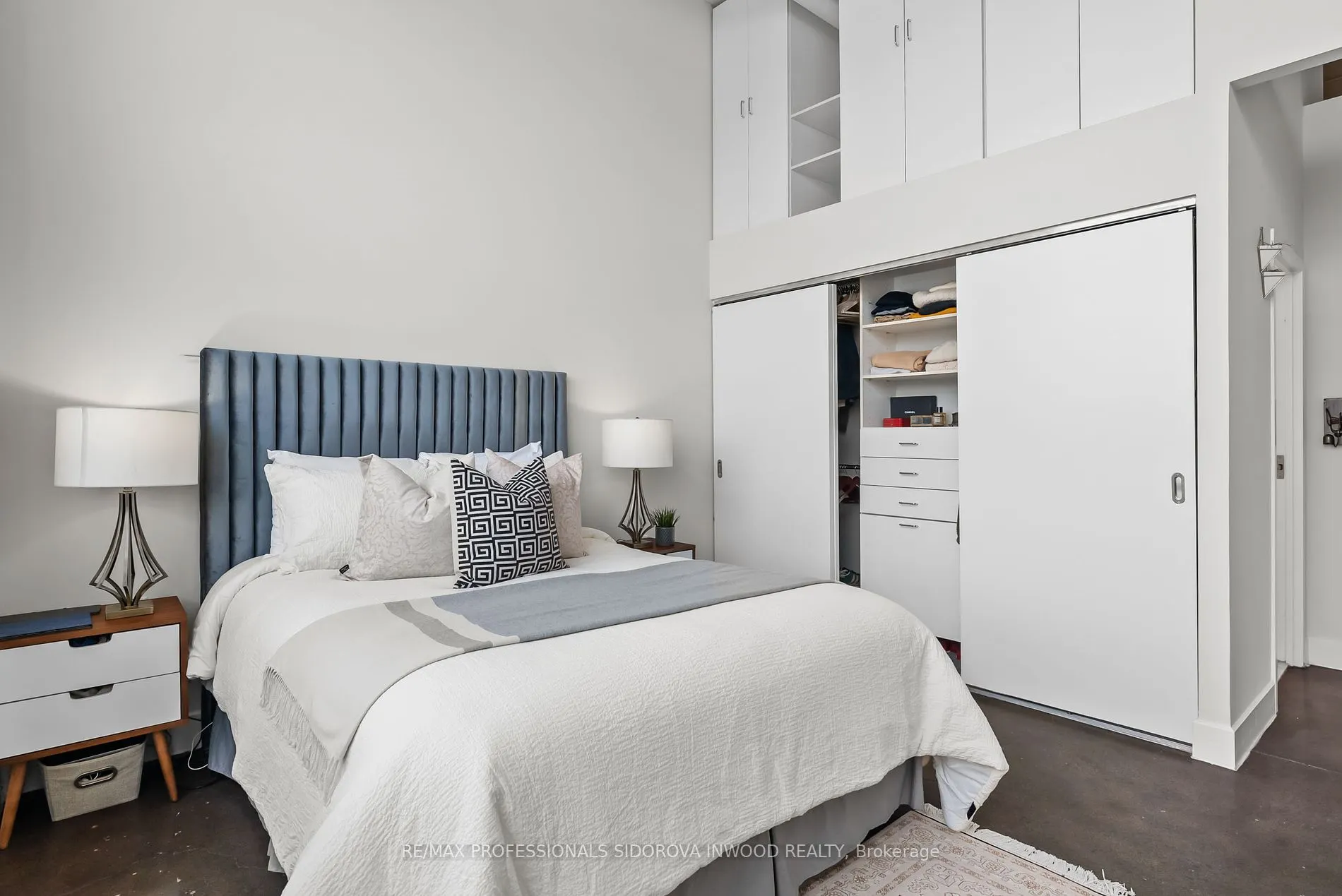 1001 Roselawn Ave, #429