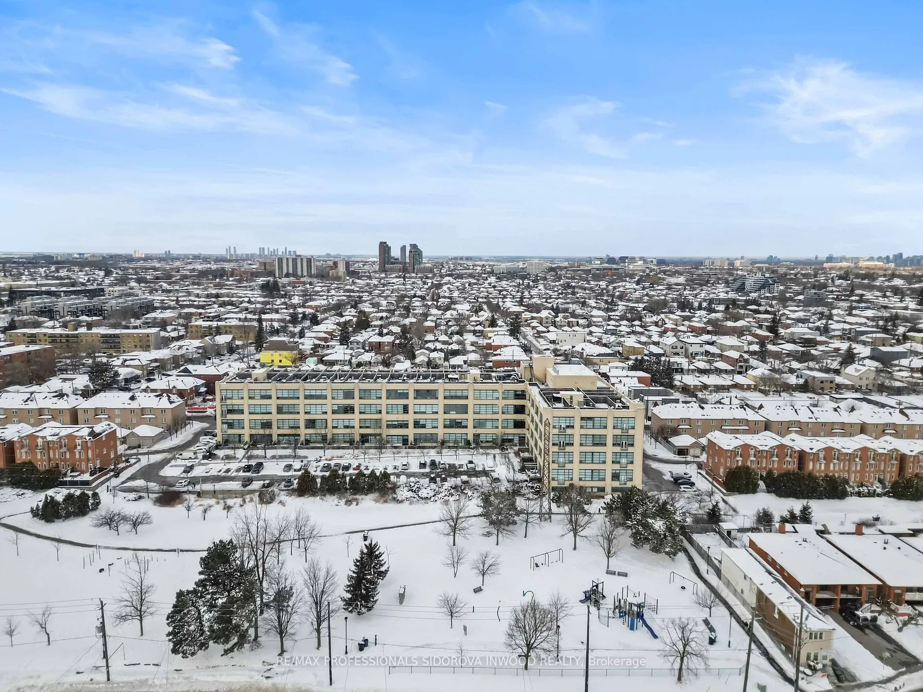 1001 Roselawn Ave, #429