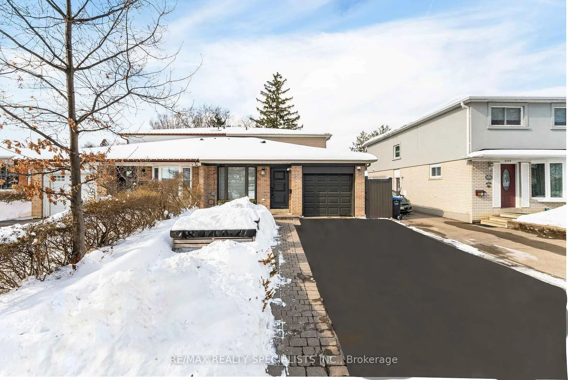 2244 Delkus Cres