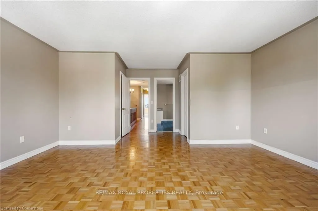 7173 Village Walk