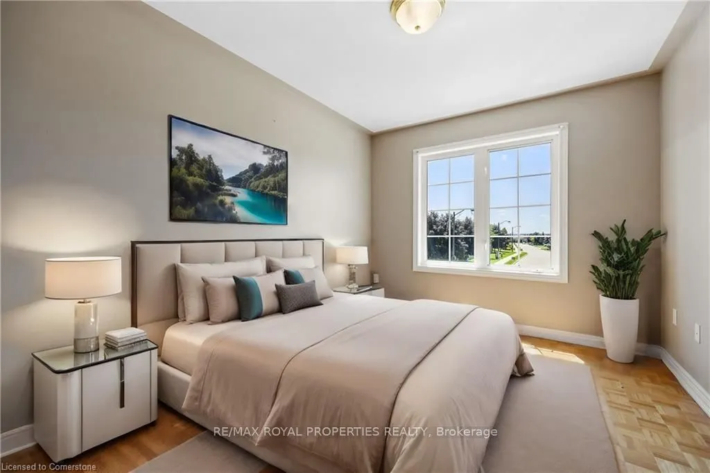 7173 Village Walk