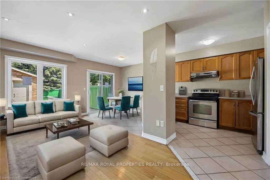 7173 Village Walk