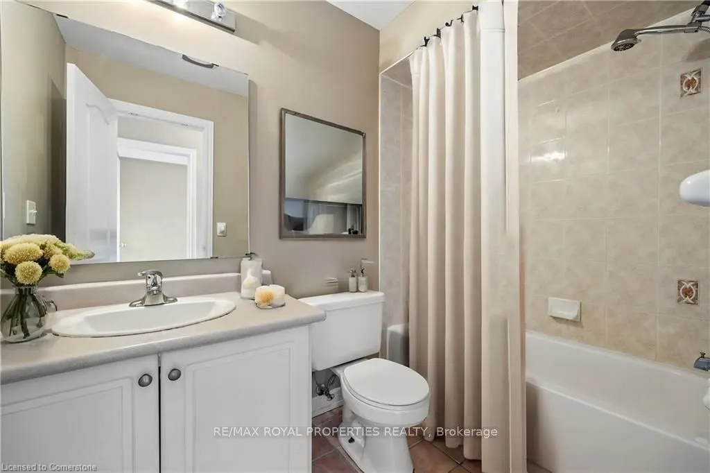 7173 Village Walk