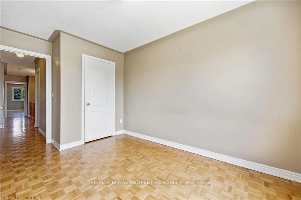 7173 Village Walk