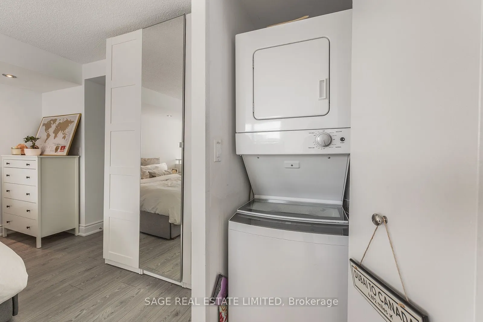 250 Manitoba St, #633