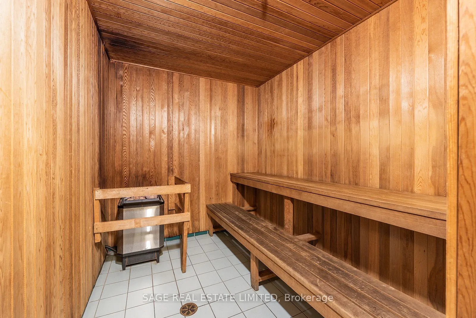250 Manitoba St, #633