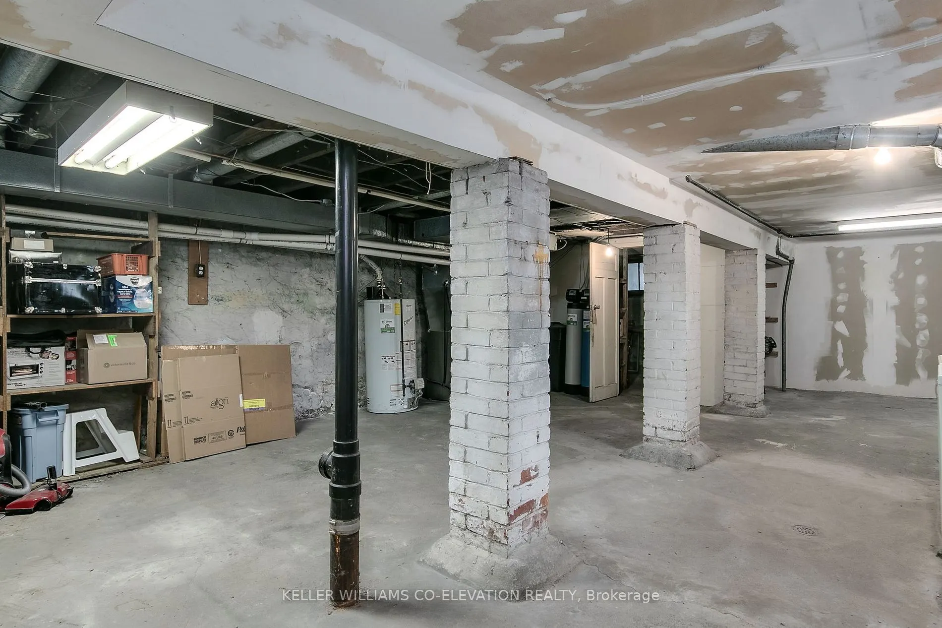 54 Hounslow Heath Rd