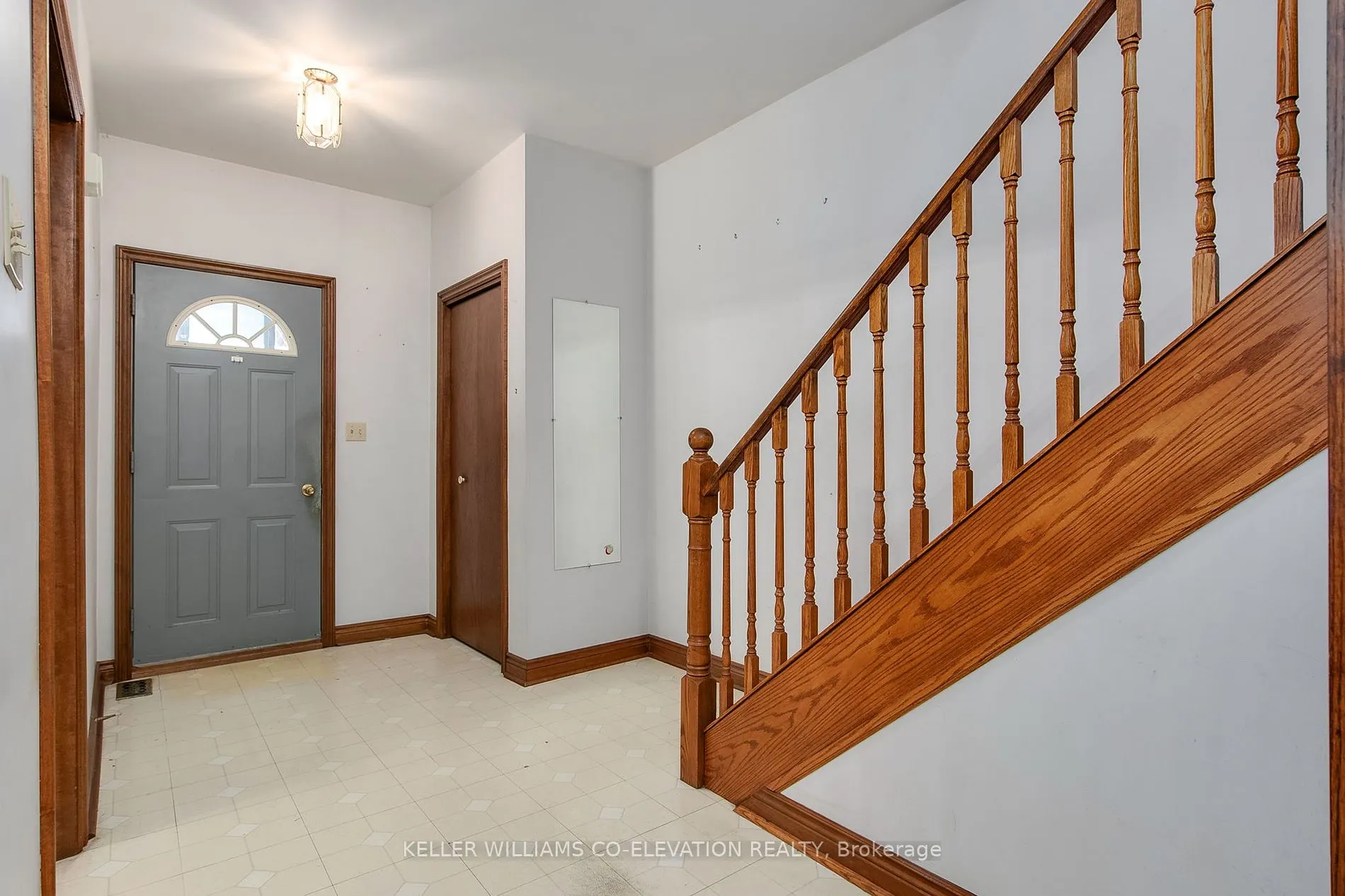 54 Hounslow Heath Rd