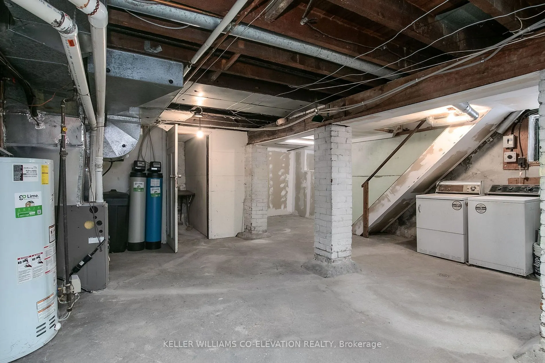 54 Hounslow Heath Rd