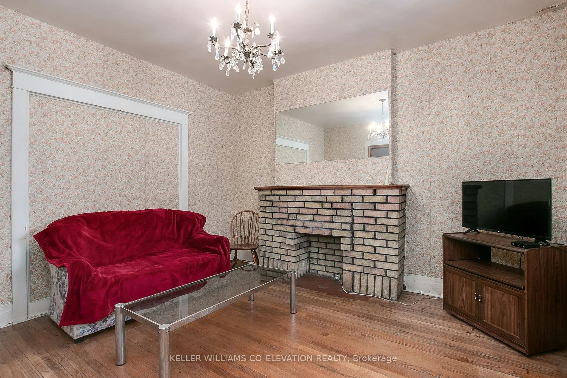 54 Hounslow Heath Rd