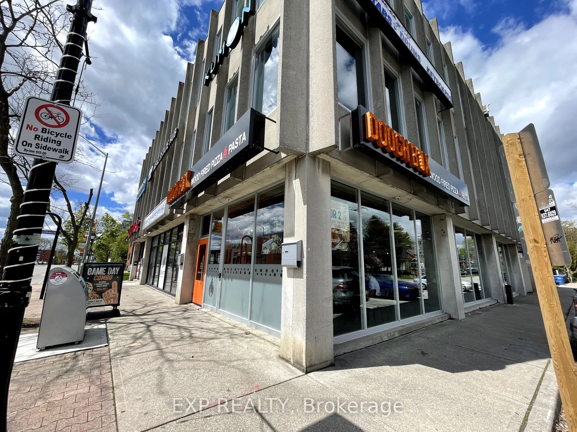 230 Lakeshore Road E, #205-5A
