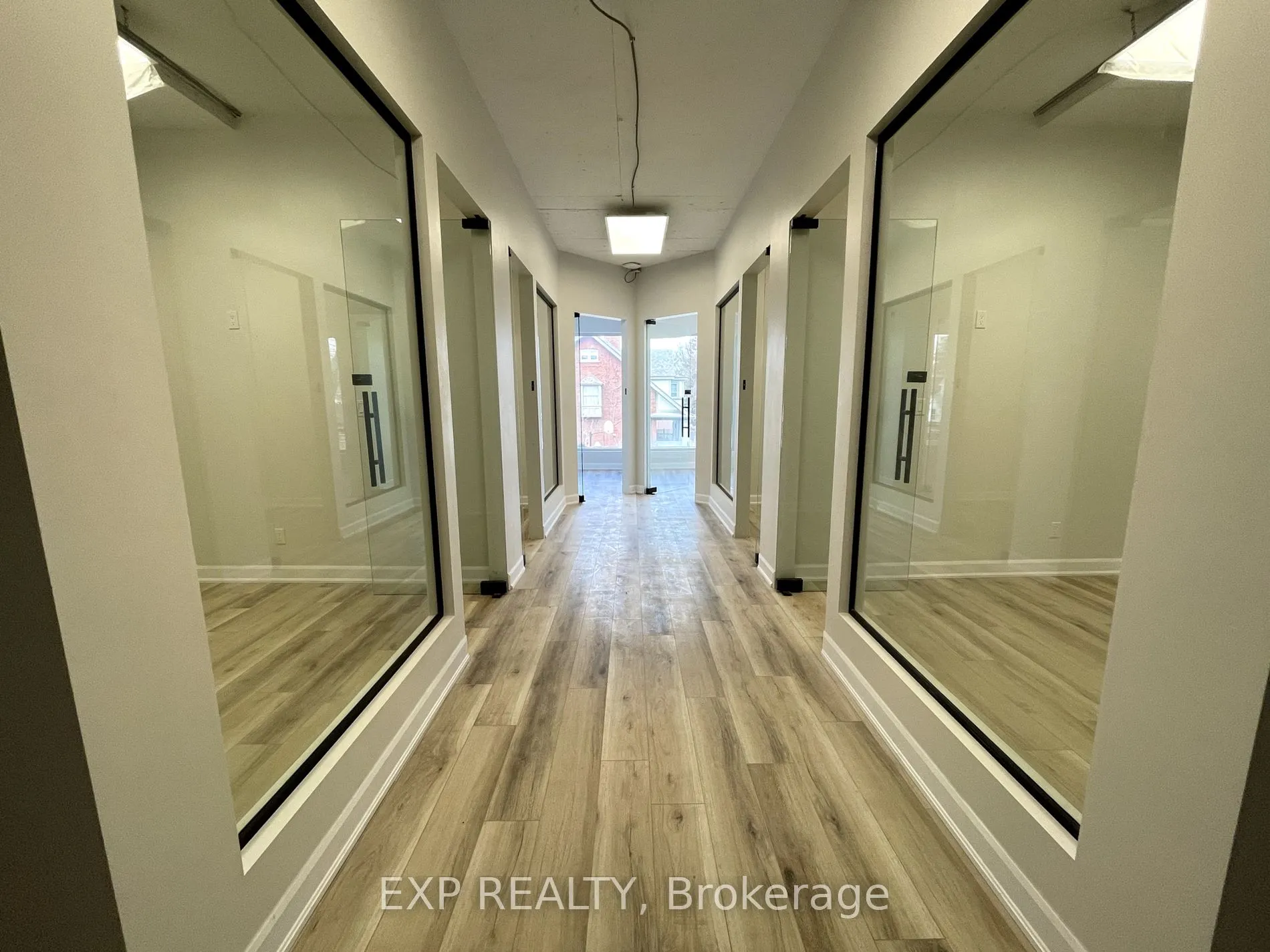 230 Lakeshore Road E, #205-5A