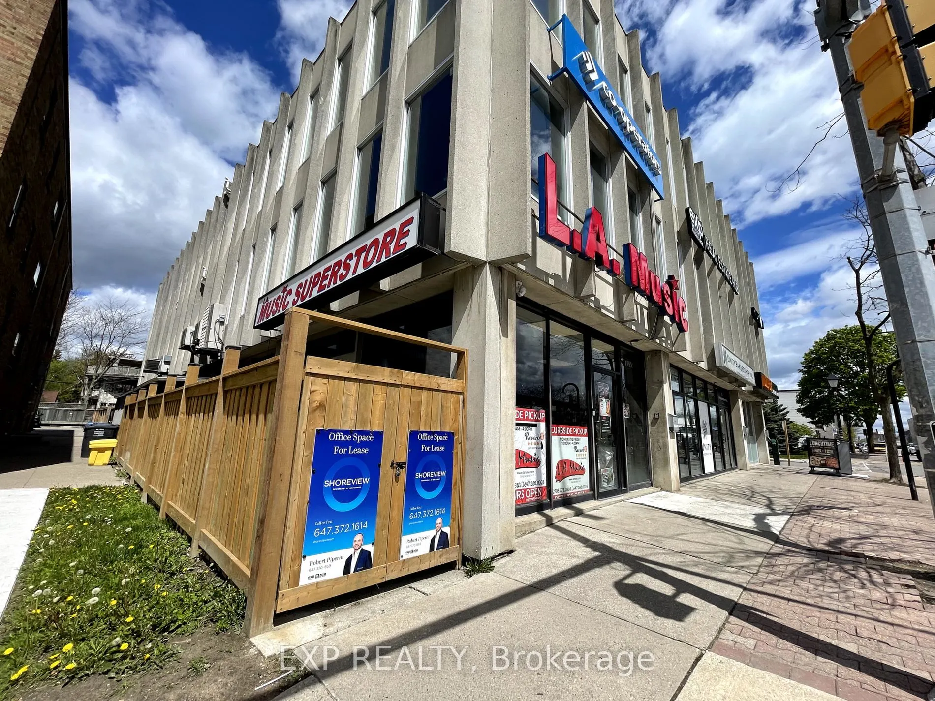 230 Lakeshore Road E, #205-5A
