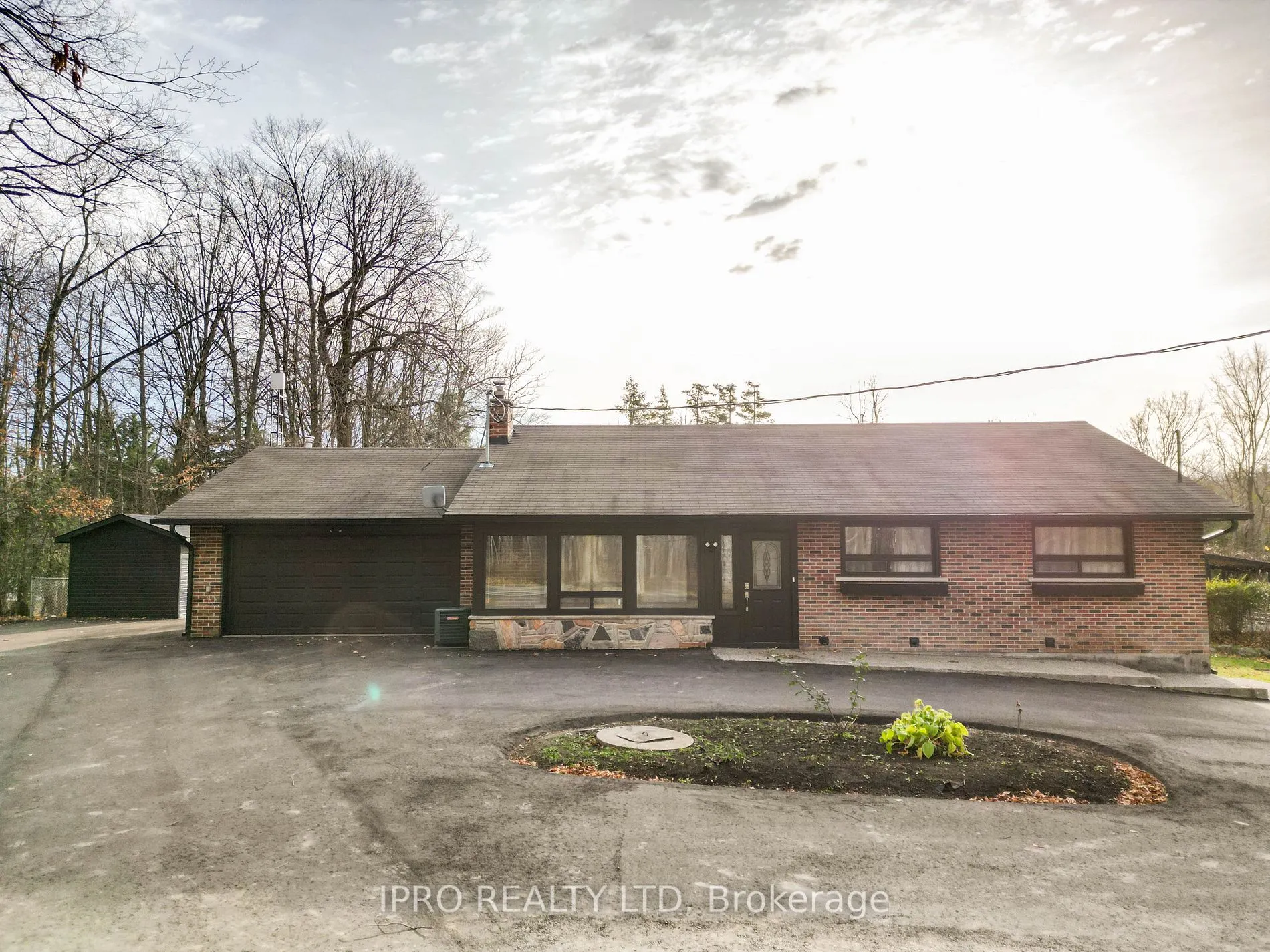 1281 Olde Base Line Rd