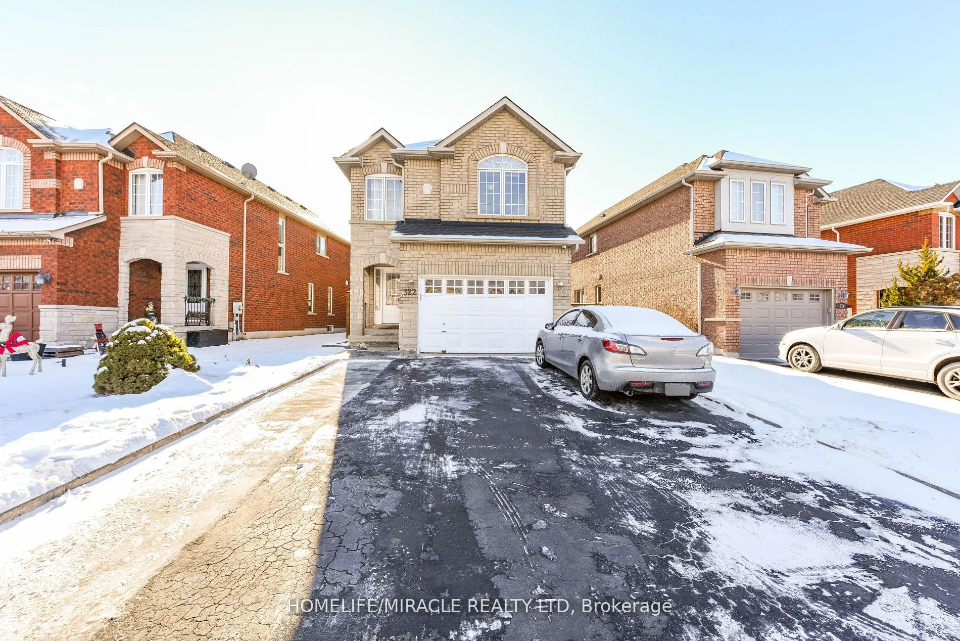 322 Ellwood Dr W