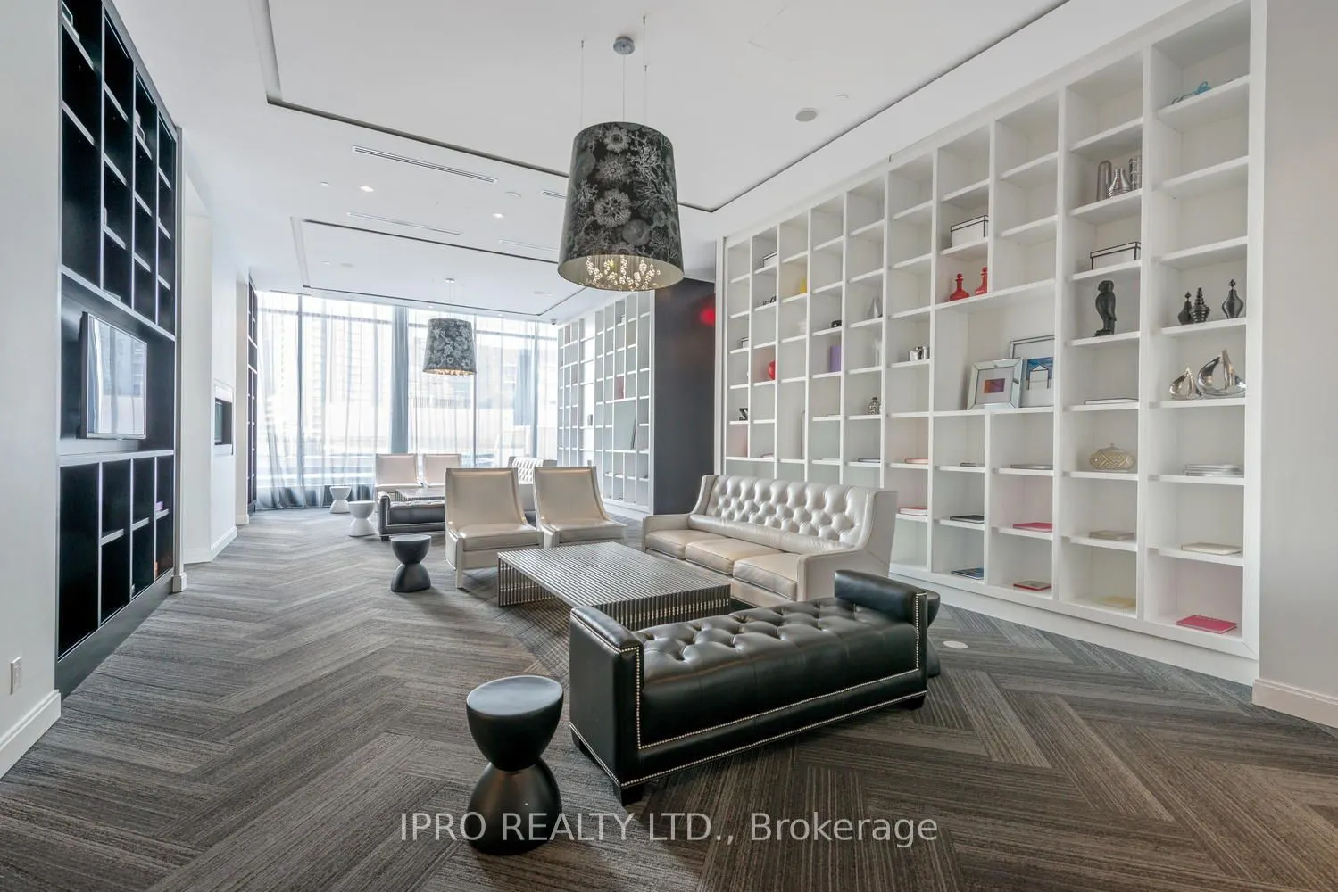 90 Park Lawn Rd, #705