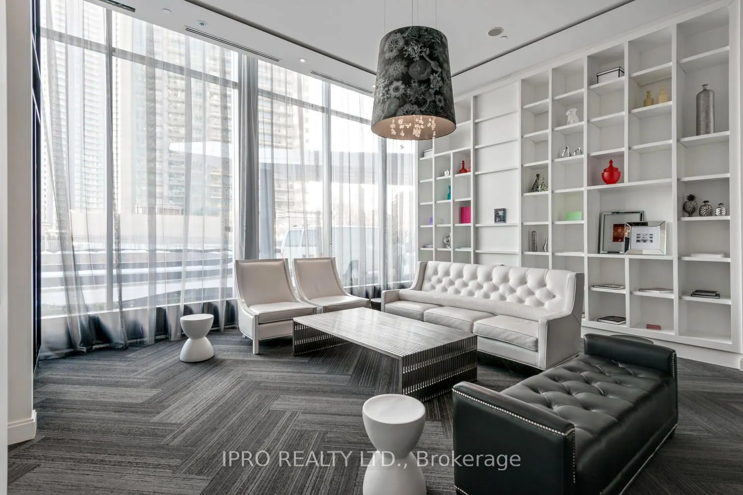 90 Park Lawn Rd, #705