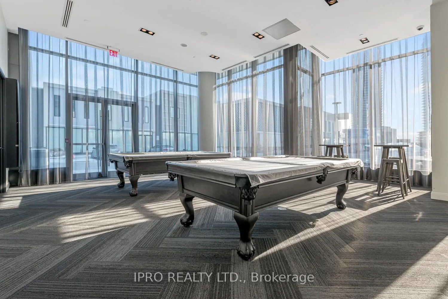 90 Park Lawn Rd, #705