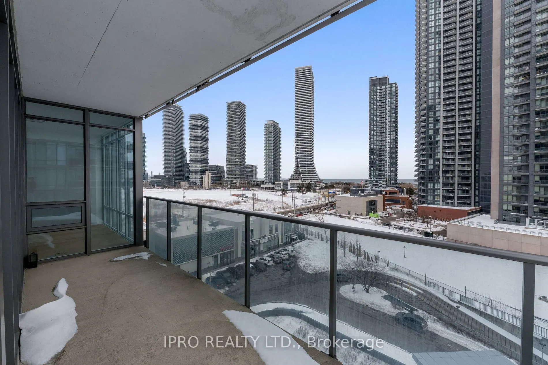 90 Park Lawn Rd, #705