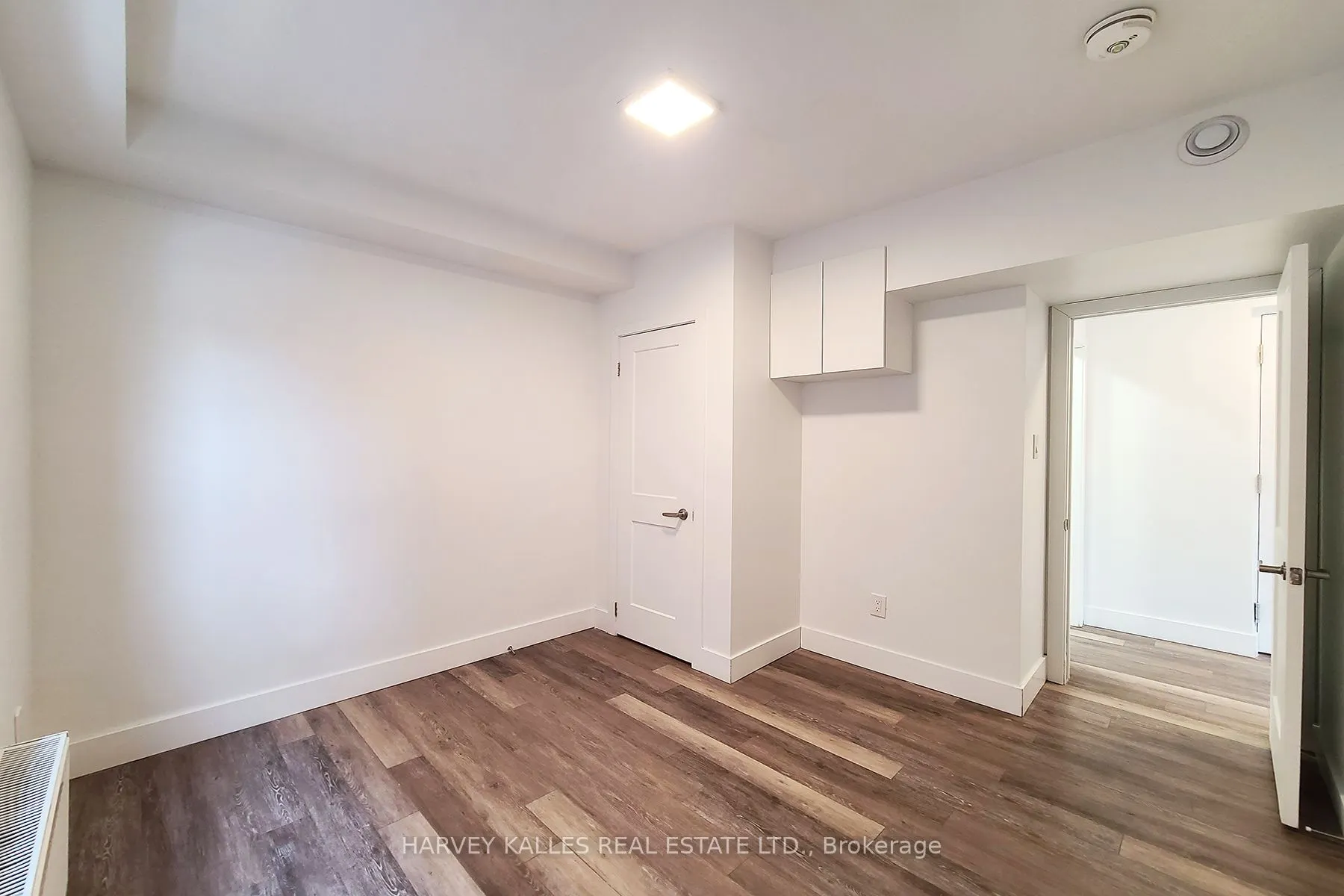 8 Castleton Ave, #12