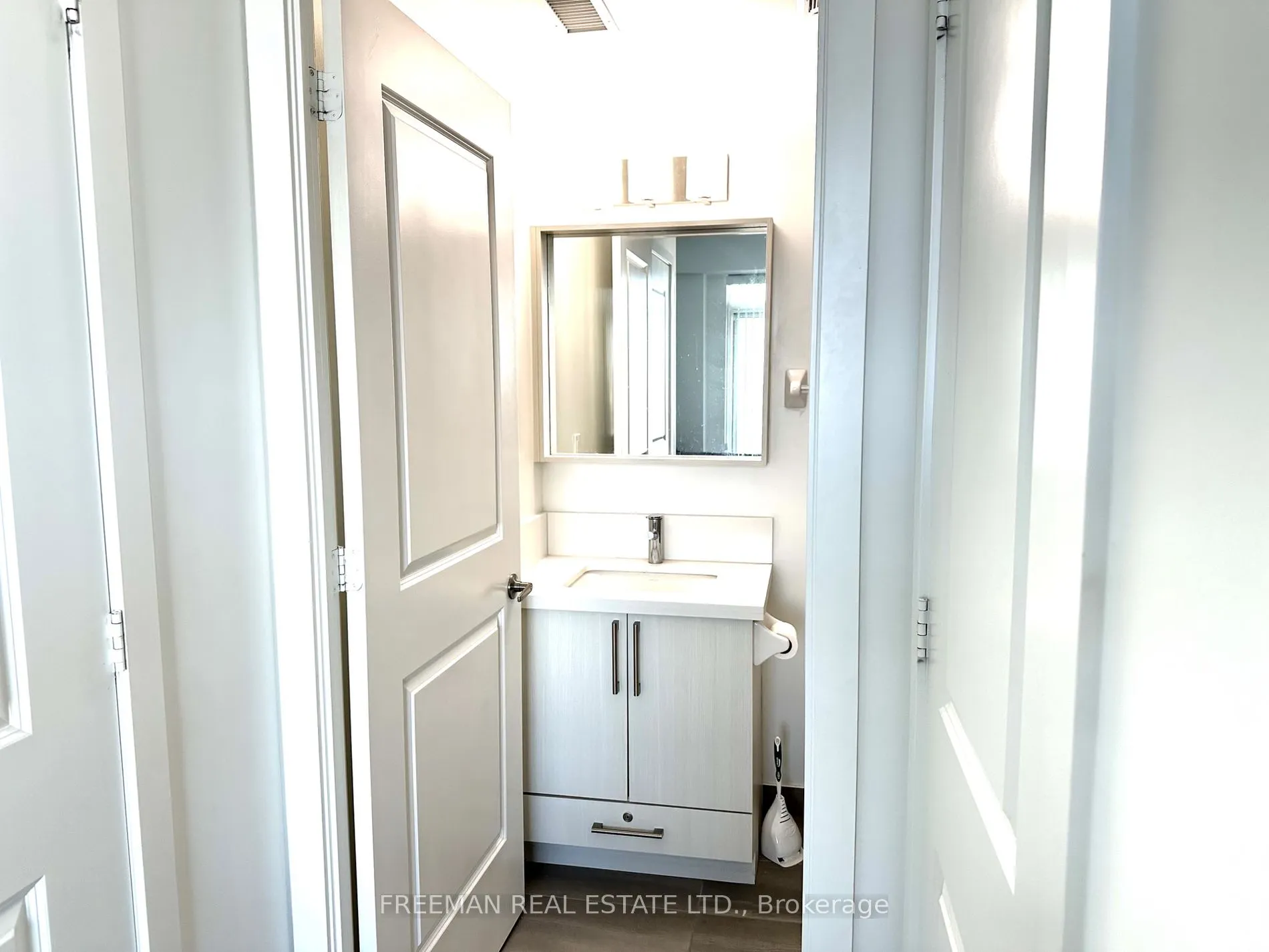 4699 Glen Erin Drive, #1509