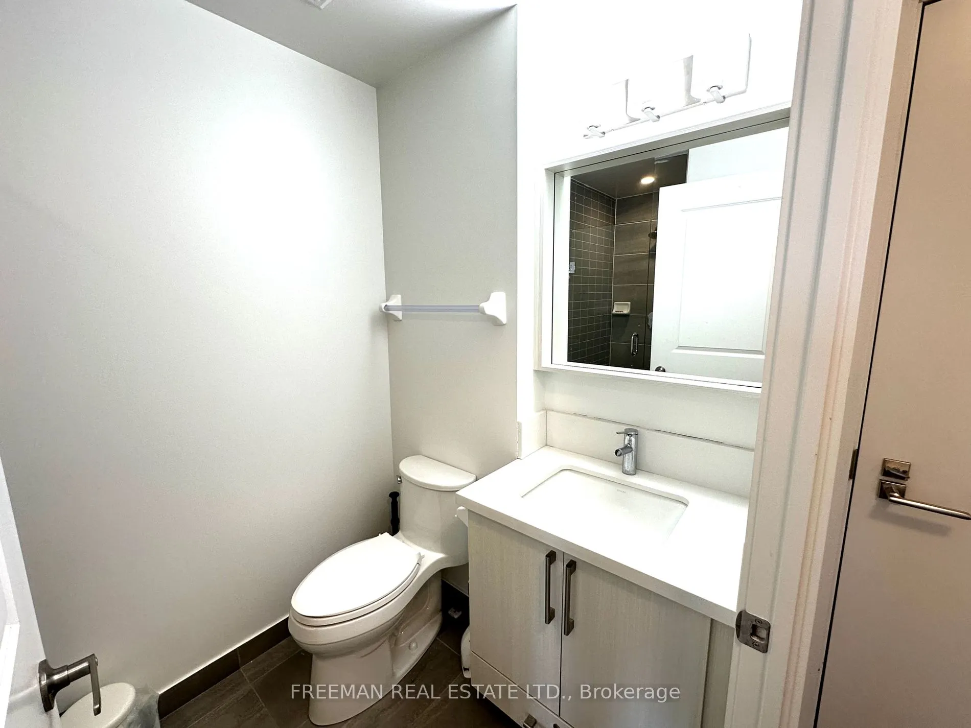 4699 Glen Erin Drive, #1509