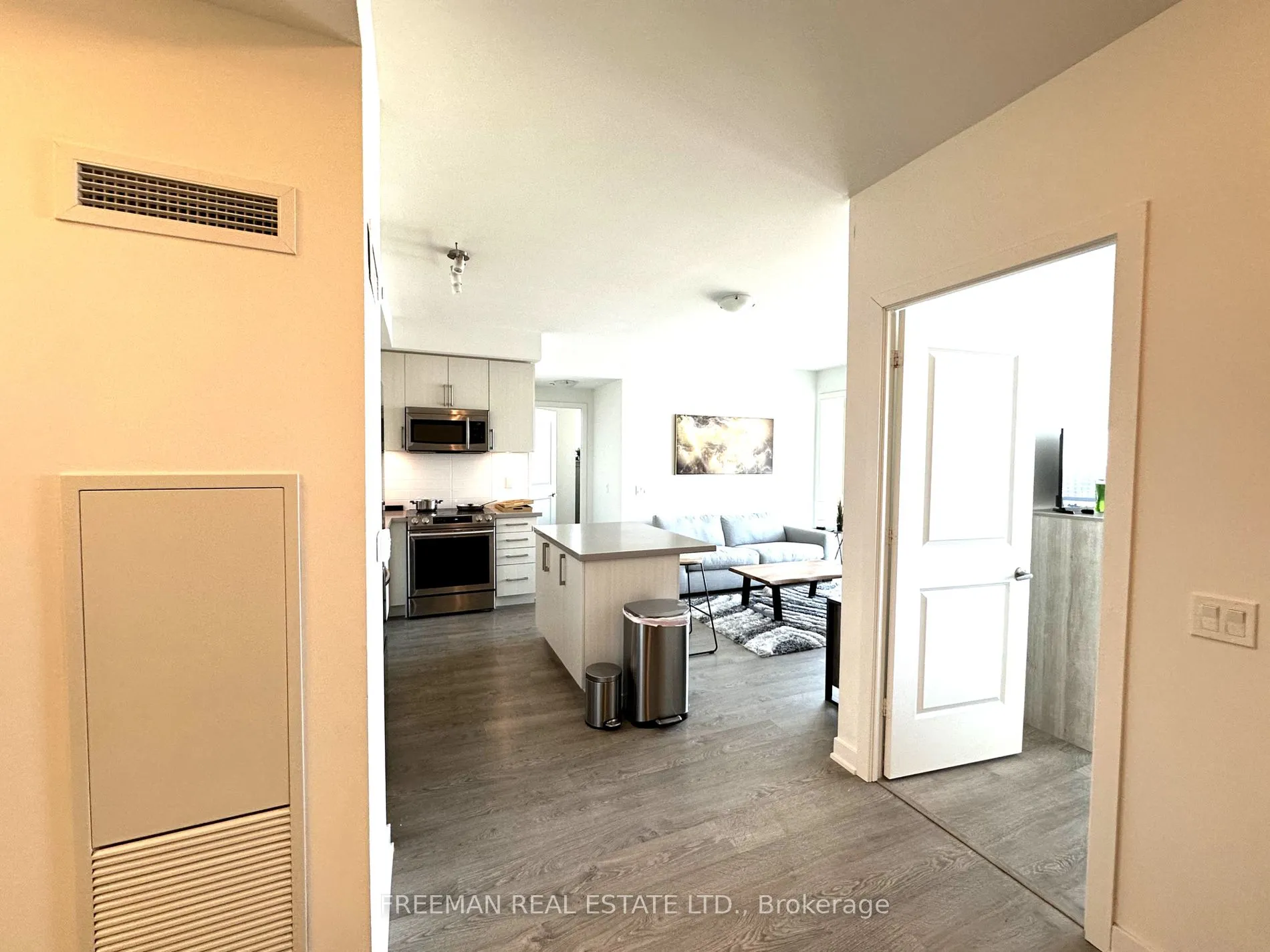 4699 Glen Erin Drive, #1509