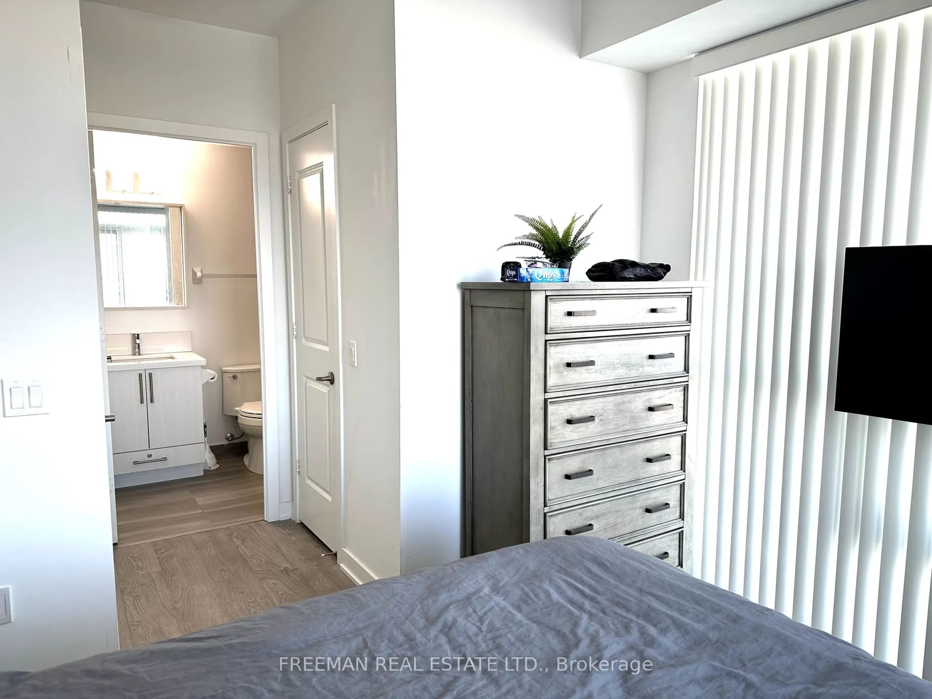 4699 Glen Erin Drive, #1509