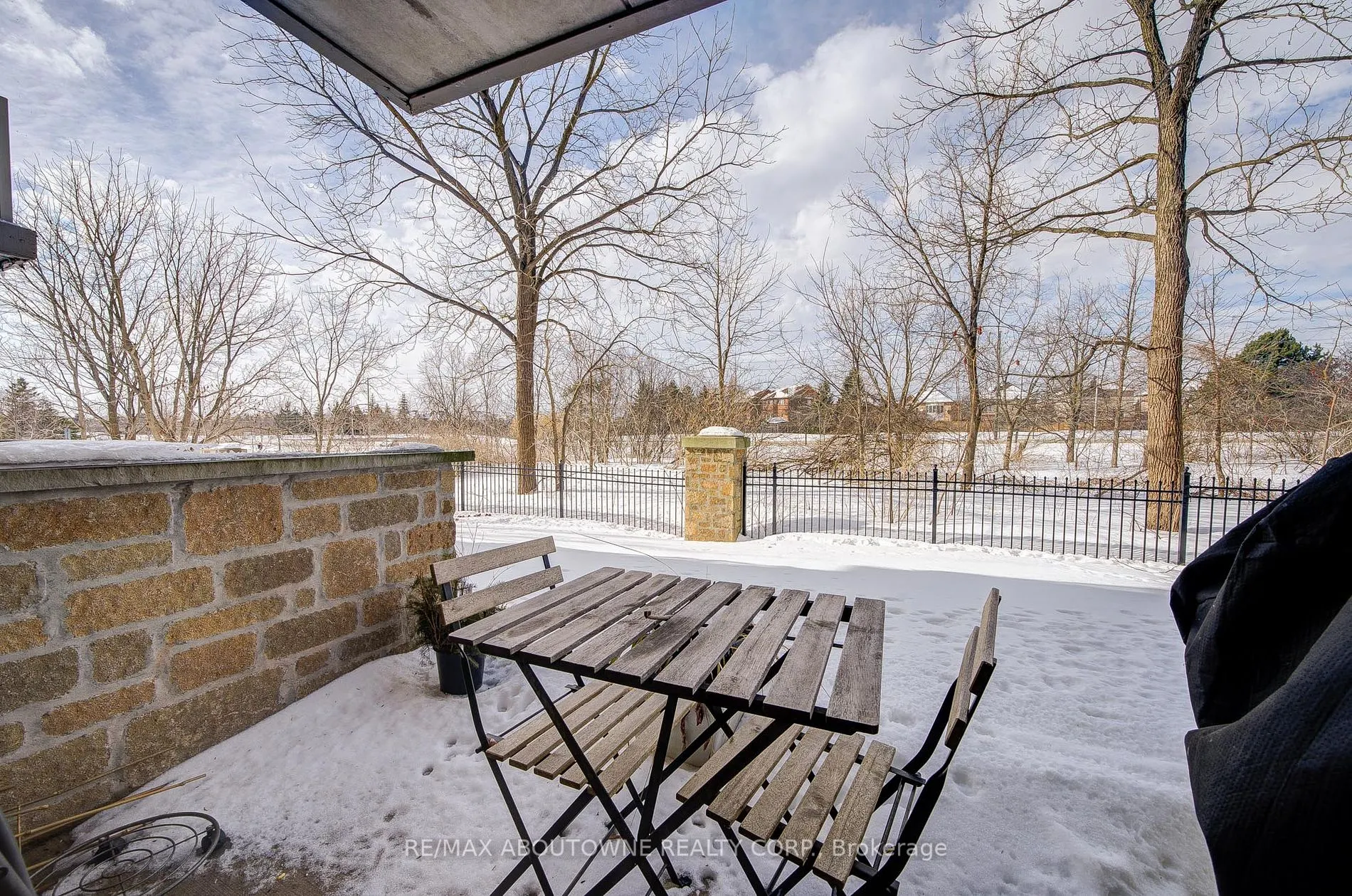 1490 Bishops Gate, #109