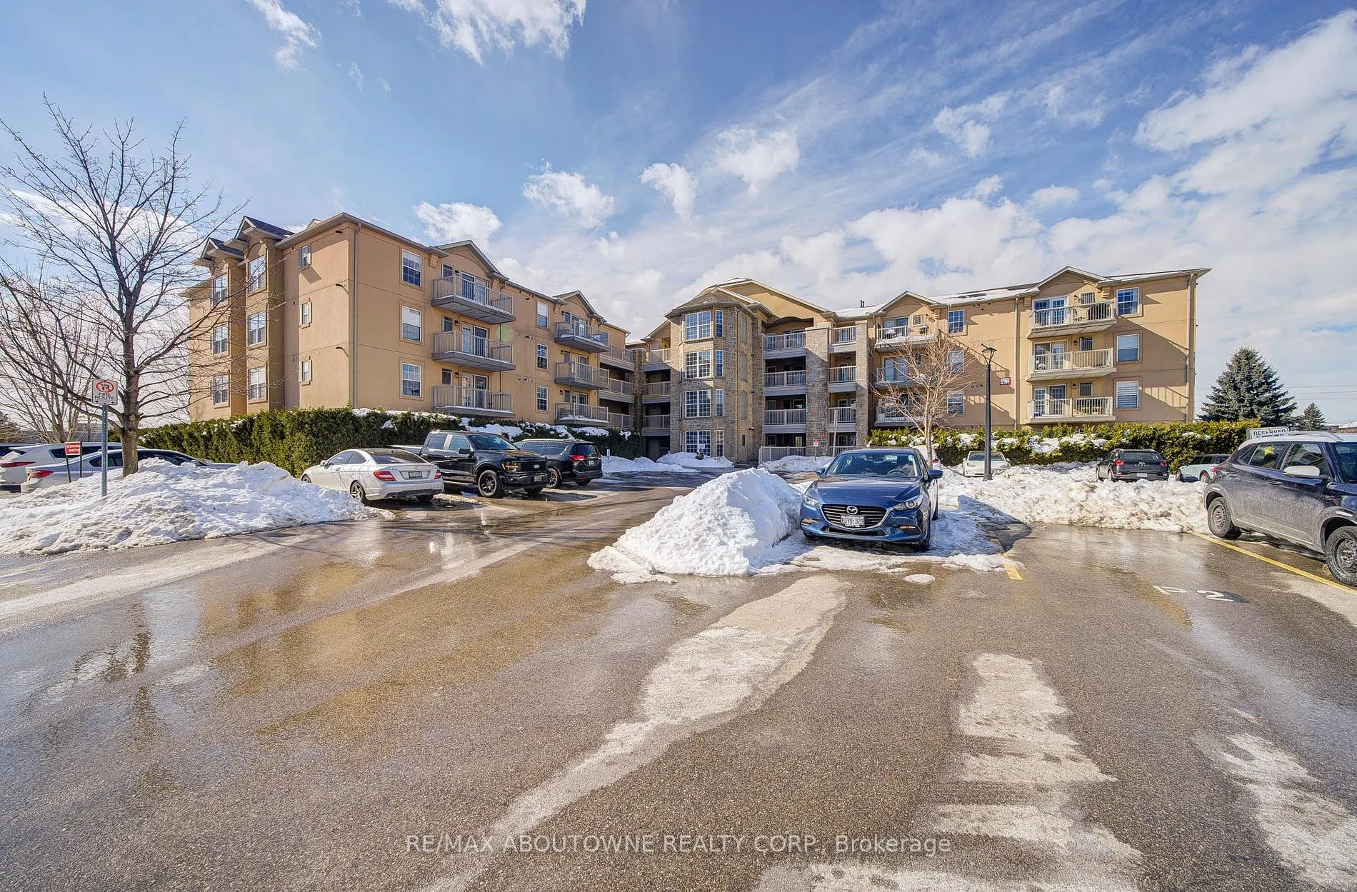1490 Bishops Gate, #109