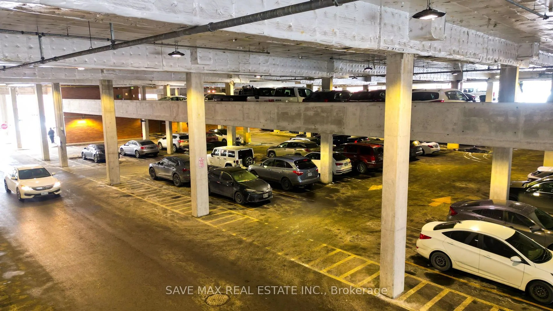 515 Lakeshore Road E, #101