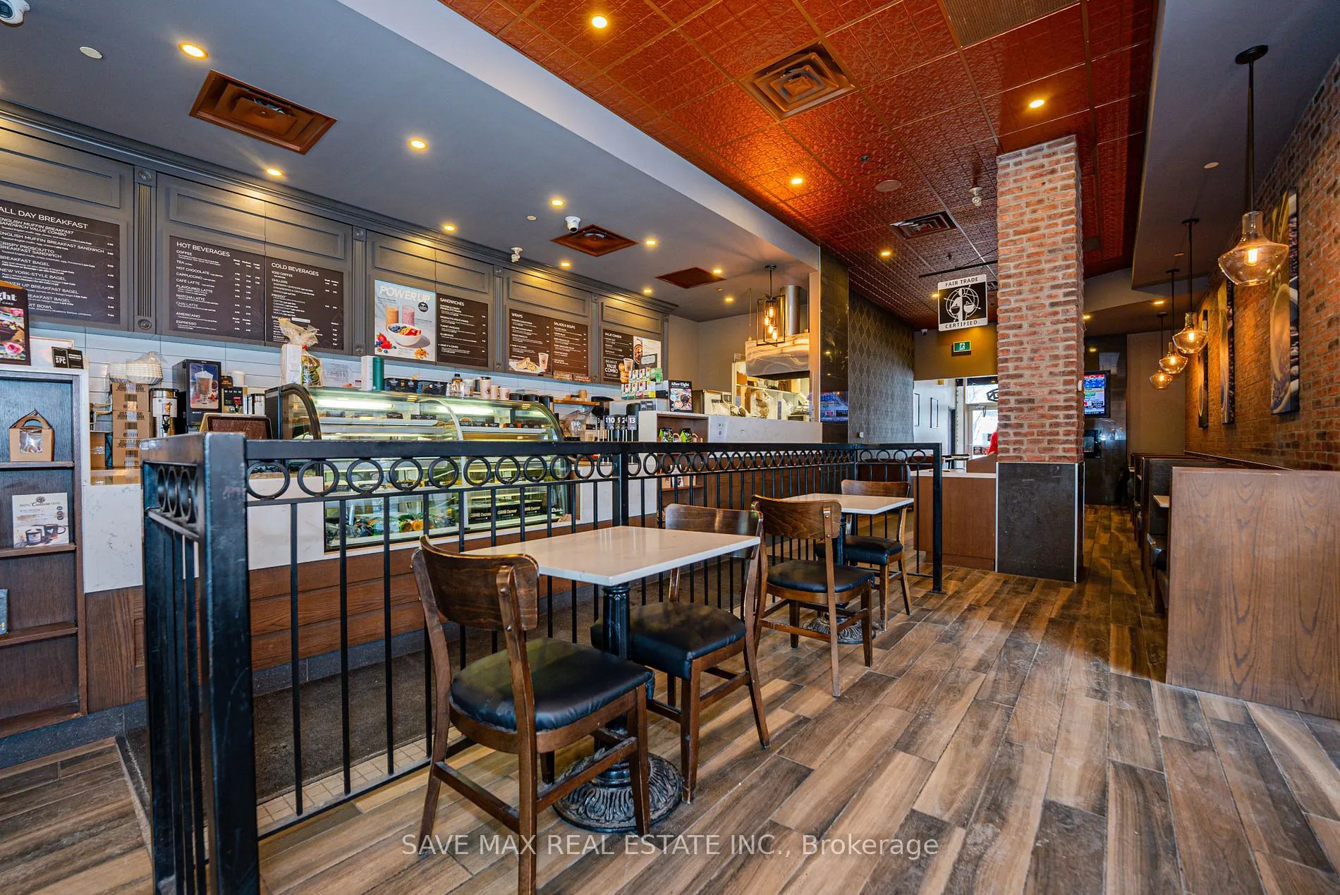 515 Lakeshore Road E, #101