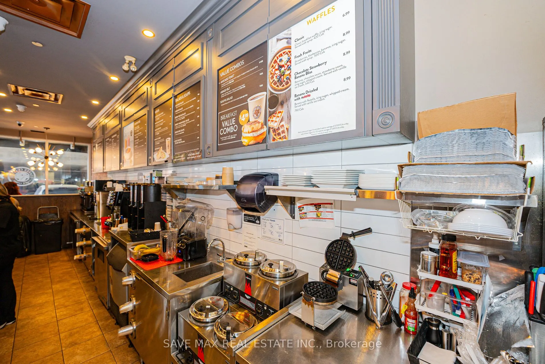 515 Lakeshore Road E, #101