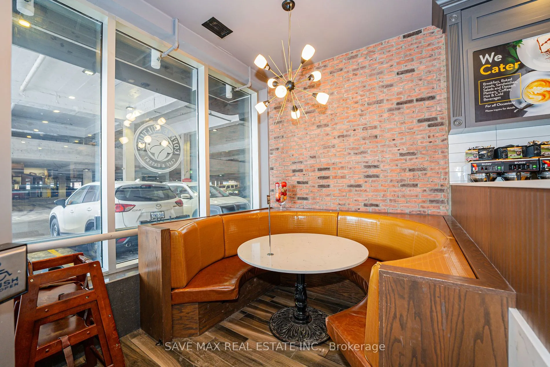 515 Lakeshore Road E, #101